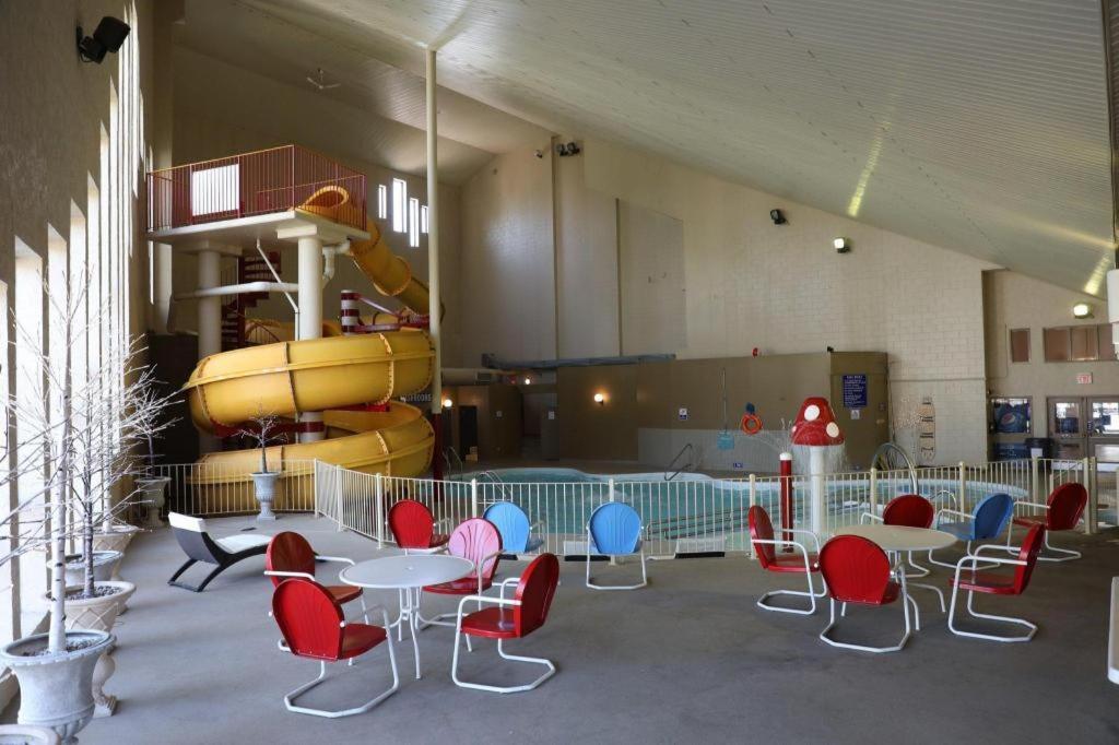 Medicine Hat Inn & Suites מראה חיצוני תמונה